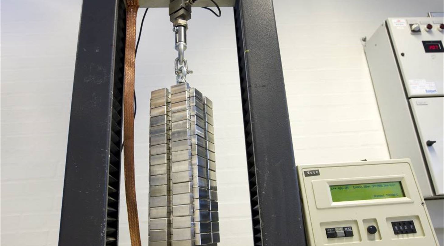 Kalib. og m�leteknik - forsidebillede - Flisen